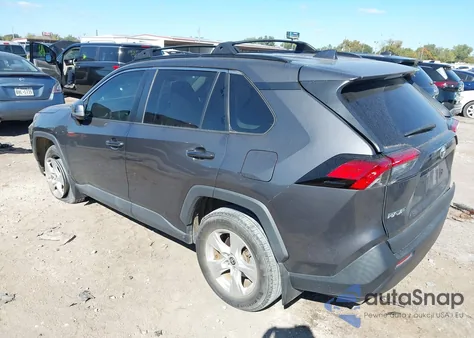 2021 Toyota Rav4 Xle z USA, uszkodzony, nr VIN 2T3W1RFV8MW175838